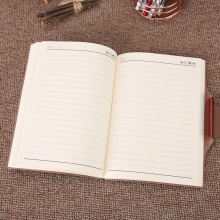 晨光(M&G)文具A5/112页棕色办公笔记本 带笔夹按扣 单本装APYG1Y99