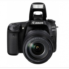 佳能EOS 80D单反套机（包含EF-S 18-135mm f/3.5-5.6 IS USM 单反镜头、原装相机包、原装电池、64G高速存储卡）