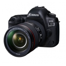 佳能EOS 5D4全画幅单反套机（包含EF 24-105mm f/4L IS II USM 单反镜头、相机包、原装电池、三脚架、64G高速存储卡）