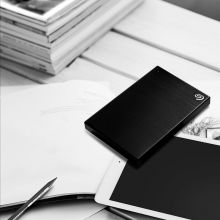 希捷(Seagate)移动硬盘5TB 加密USB3.0铭系列 2.5英寸金属外观兼容Mac黑色STKZ5000400
