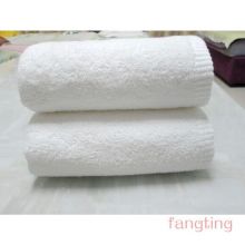 白色枕巾 