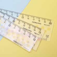 国誉(KOKUYO)淡彩曲奇亚克力透明直尺20cm 210*40*2.5mm颜色随机1个装 WSG-CLC20